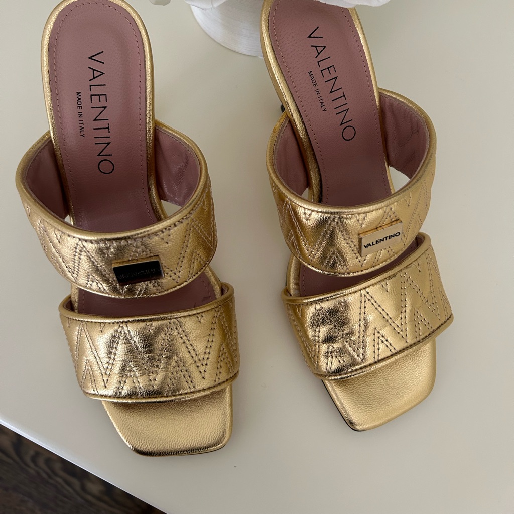 Brand New Valentino Double Strap Slide Sandals In Gold Size 8. 3 Inch Heel